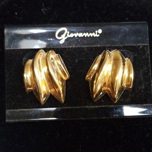 Gold plated earrings